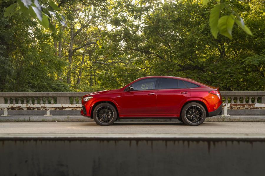  Mercedes-AMG GLE53 4Matic+ Coupe (C167) 2020 года  (NA) (фото 13 из 40)